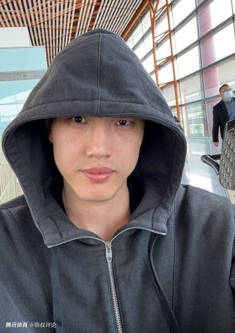 浴室里强摁做开腿呻吟男男