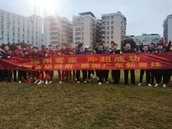 亚洲免费一级视频